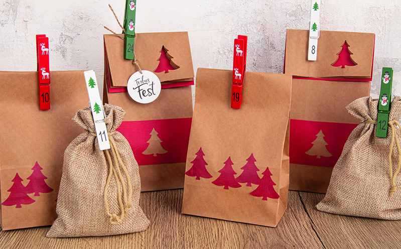 Adventskalender aus Säckchen und Beuteln