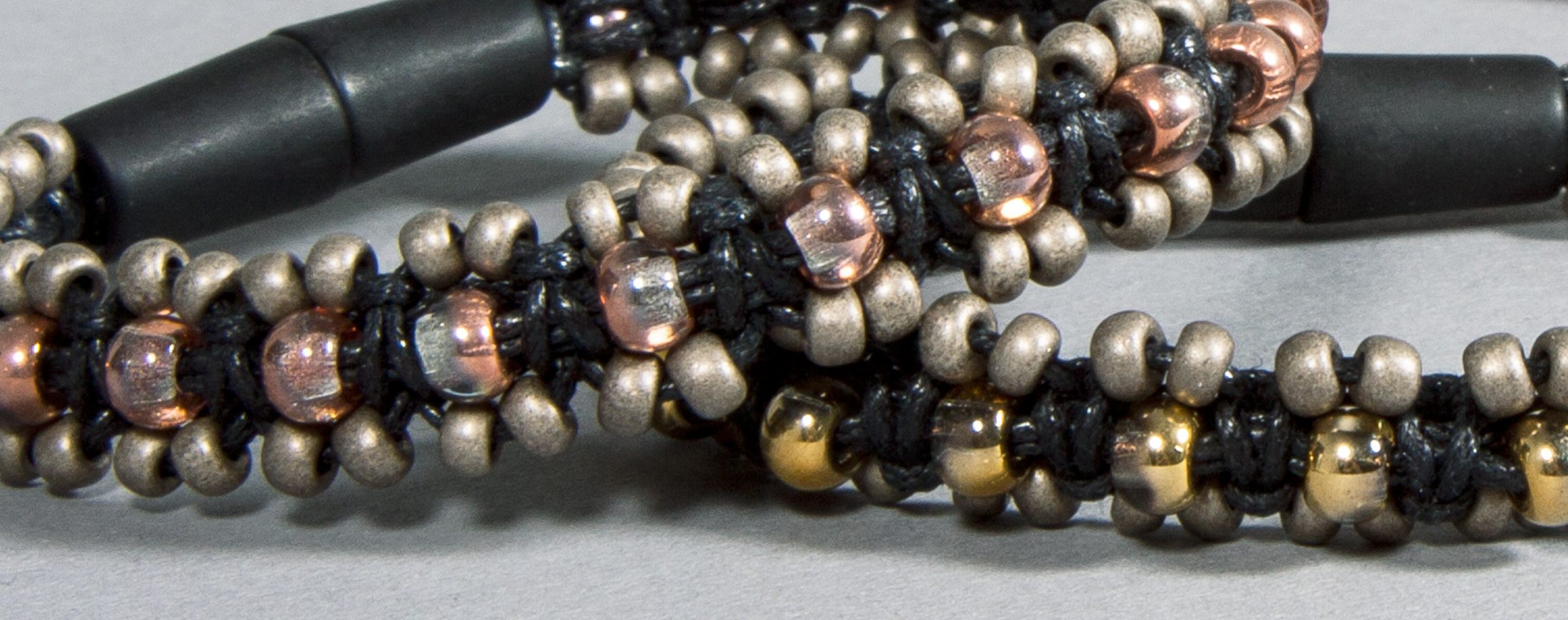 Bracelet made  of cotton jewellery cord and big hole Rocailles