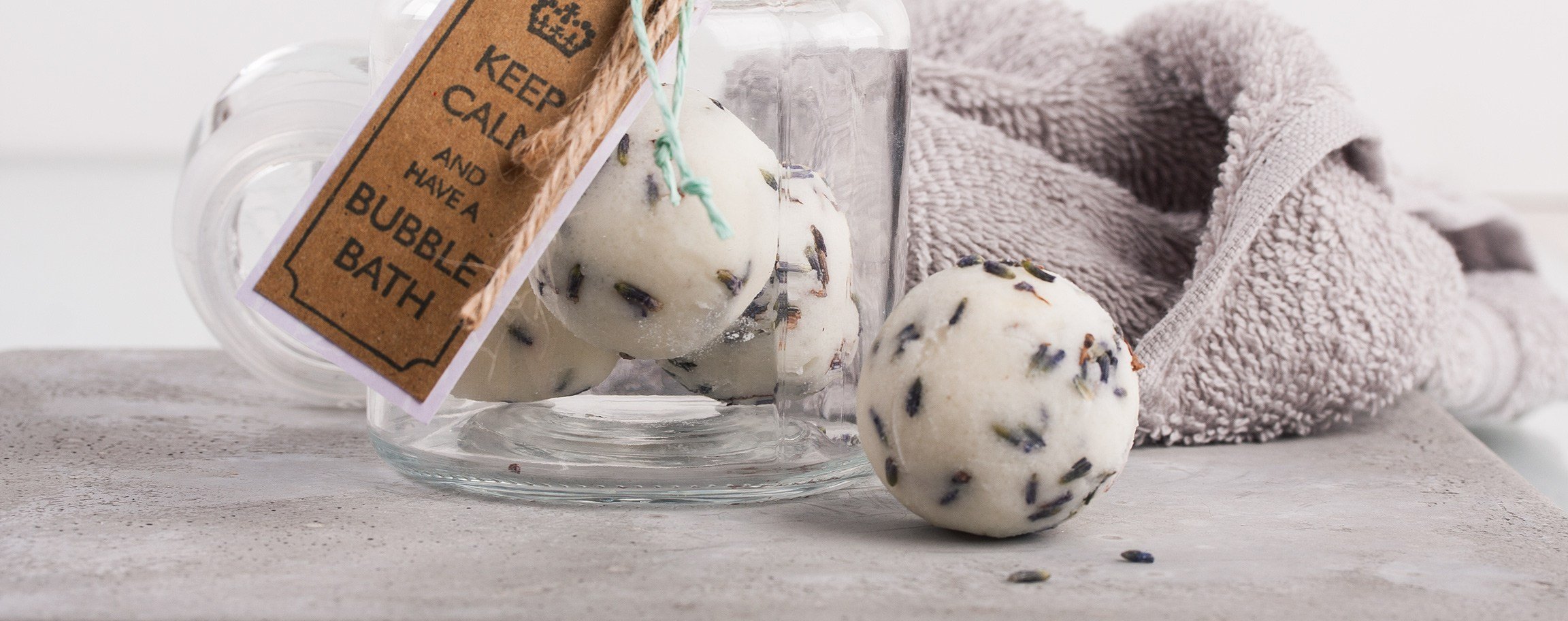 Bath balls in the jar