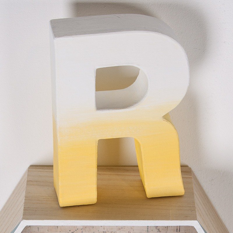 Bemalter Buchstabe 