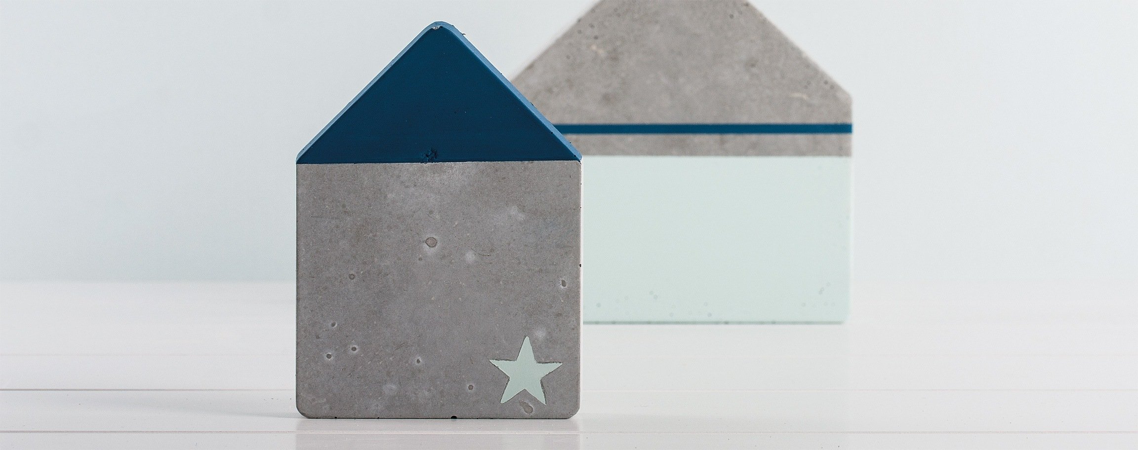 Cement-house with a blue star