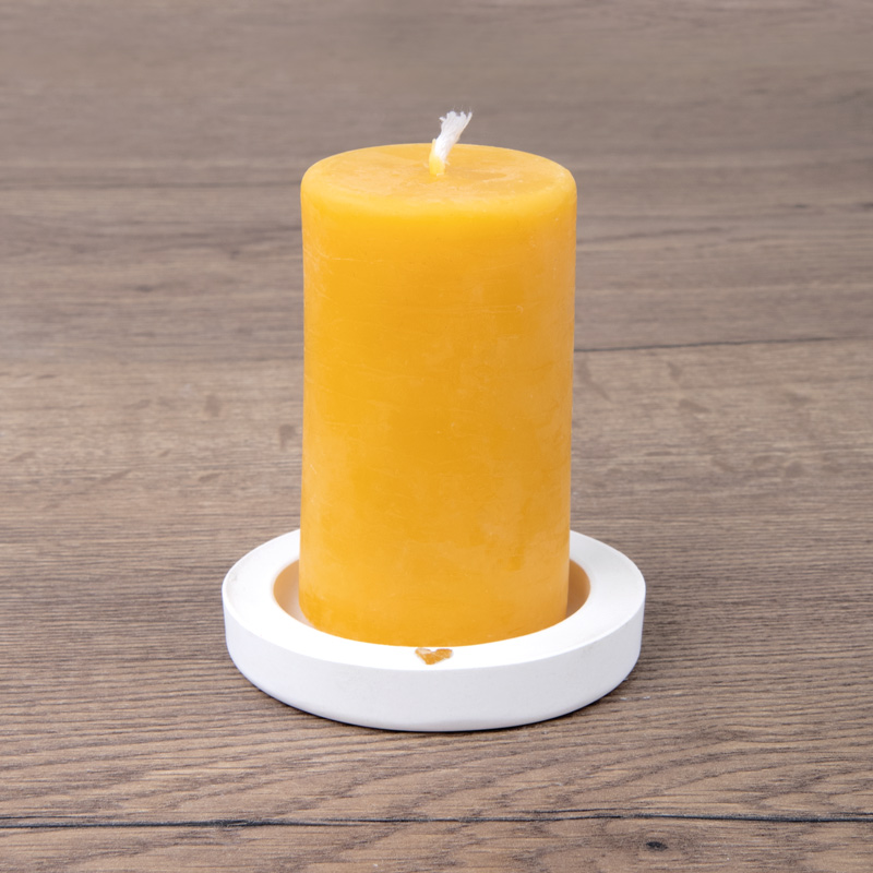 Beeswax candle