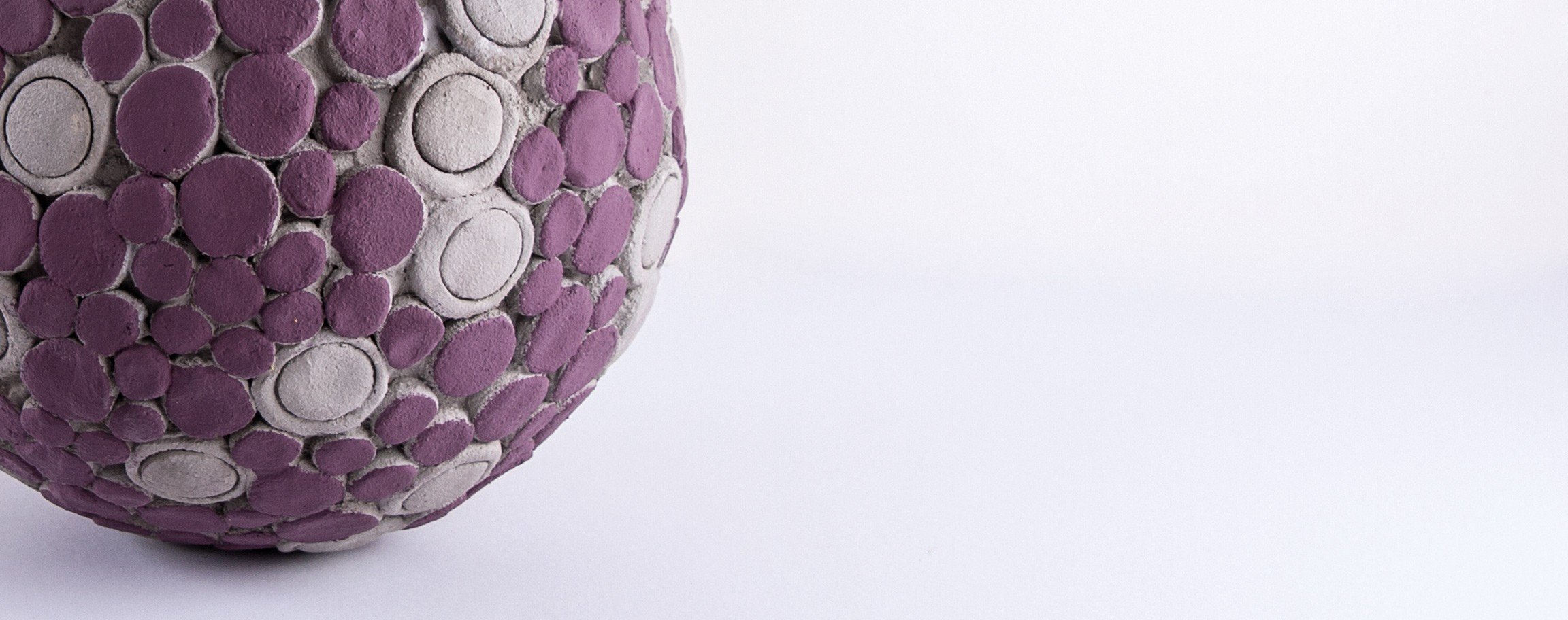Big kneading-cement ball with circles