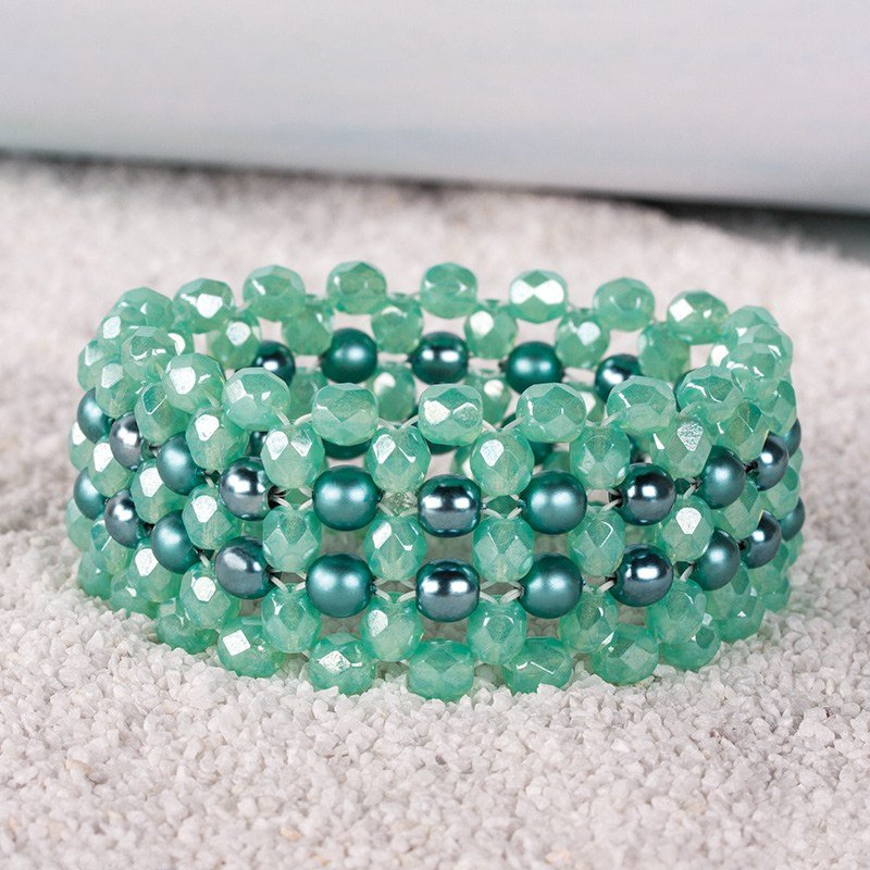 Green-coloured flat bracelet