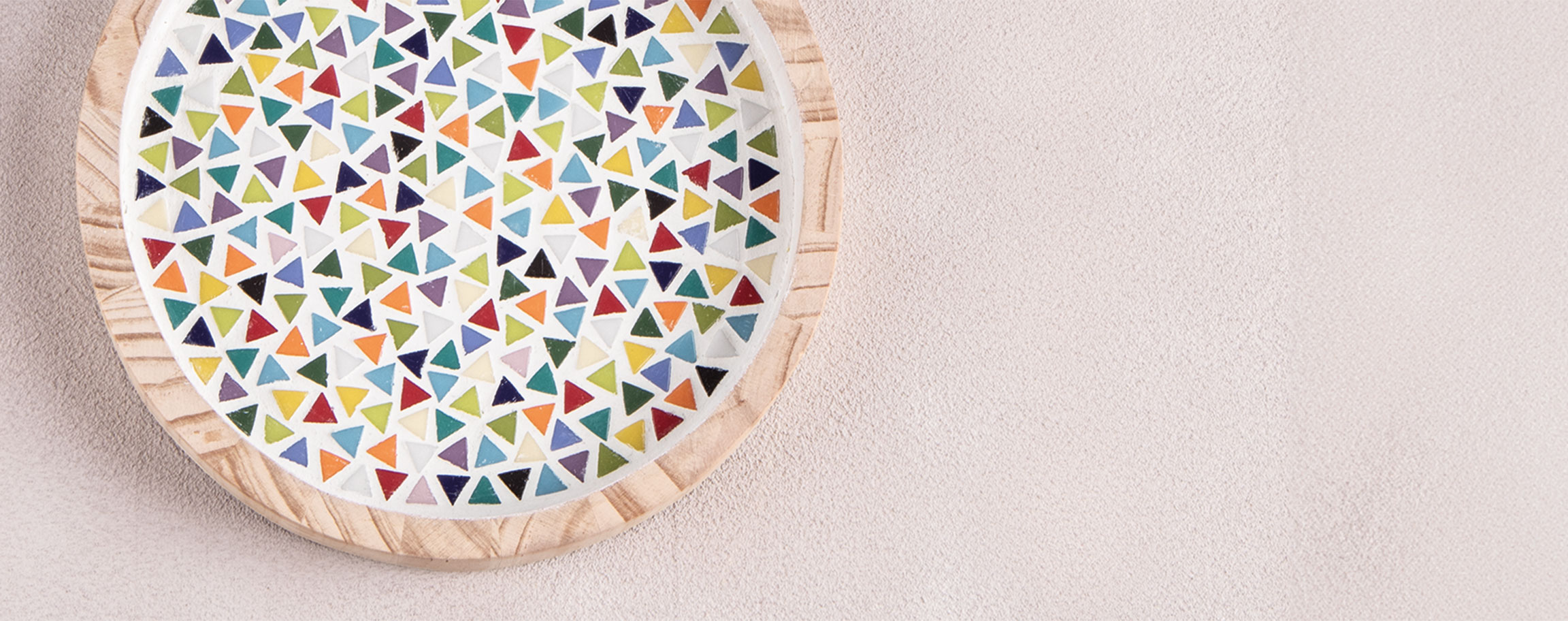 Wooden tray with triangle mosaic