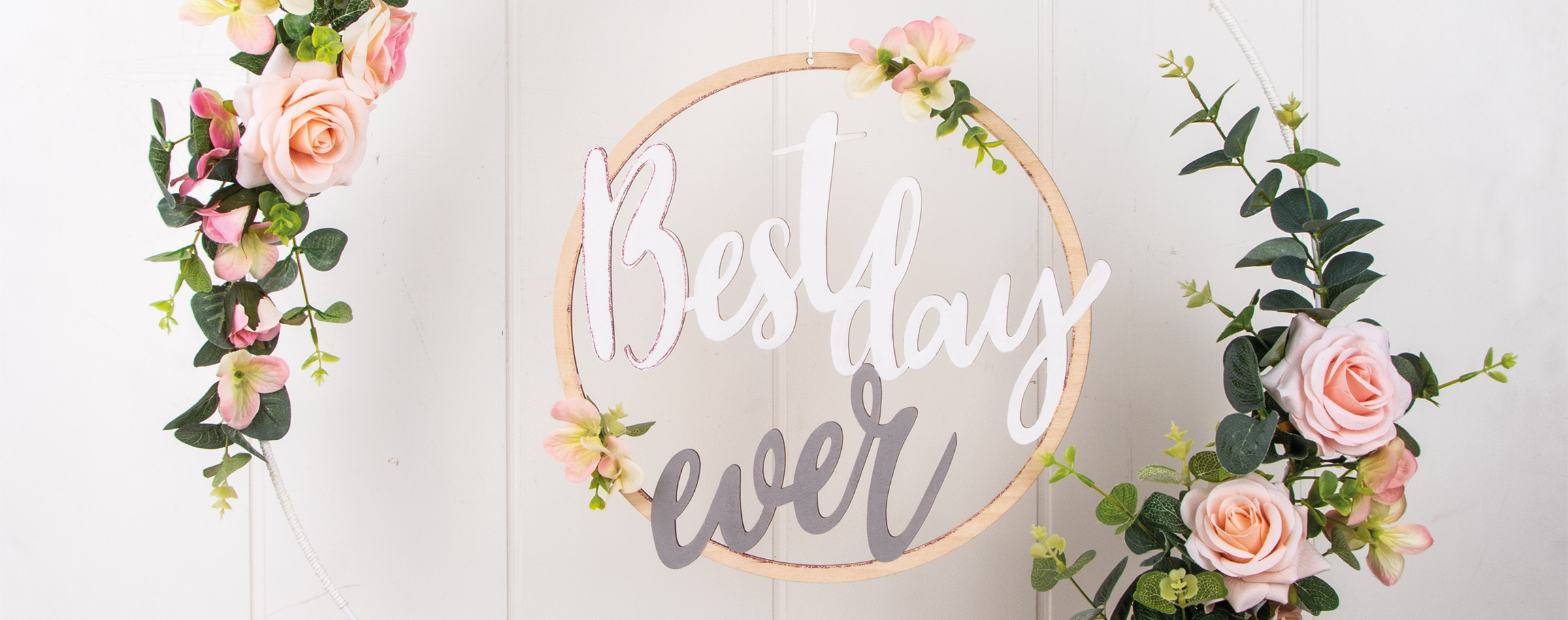 Wooden flower Wreath