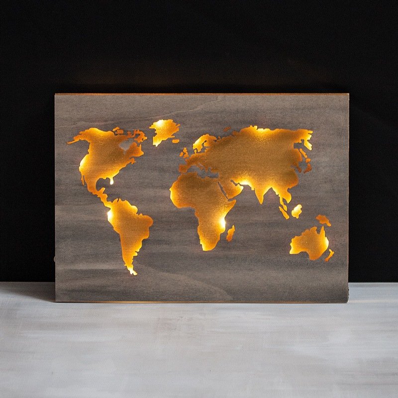 Holz-Weltkarte beleuchtet