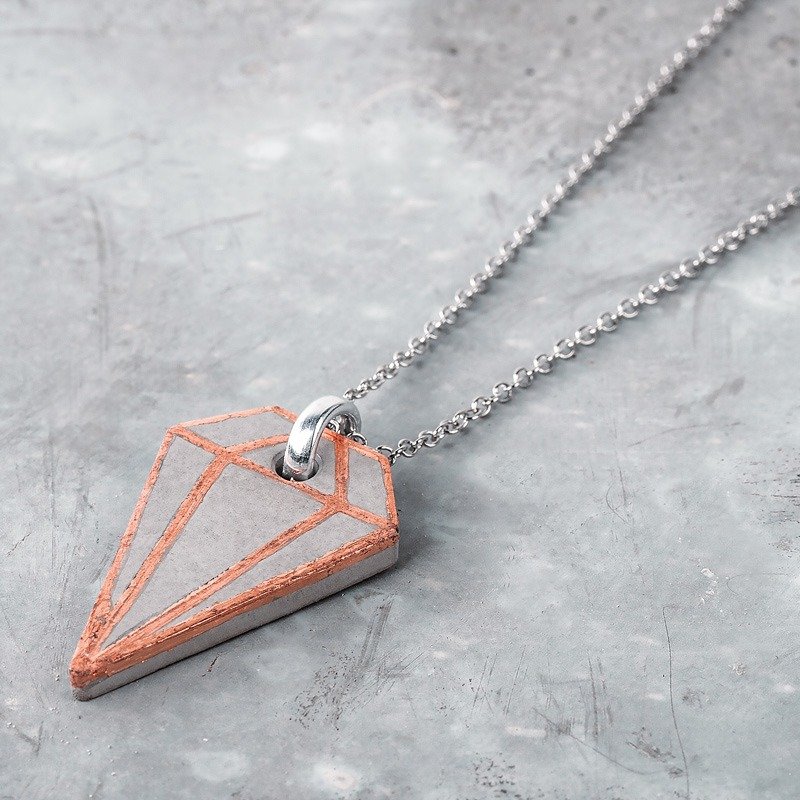 Kupferfarbener Diamant-Schmuckanhänger