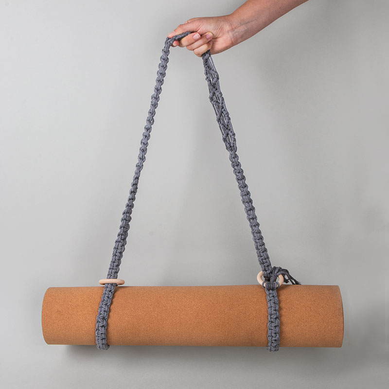 Macramé carry strap for your yoga mat