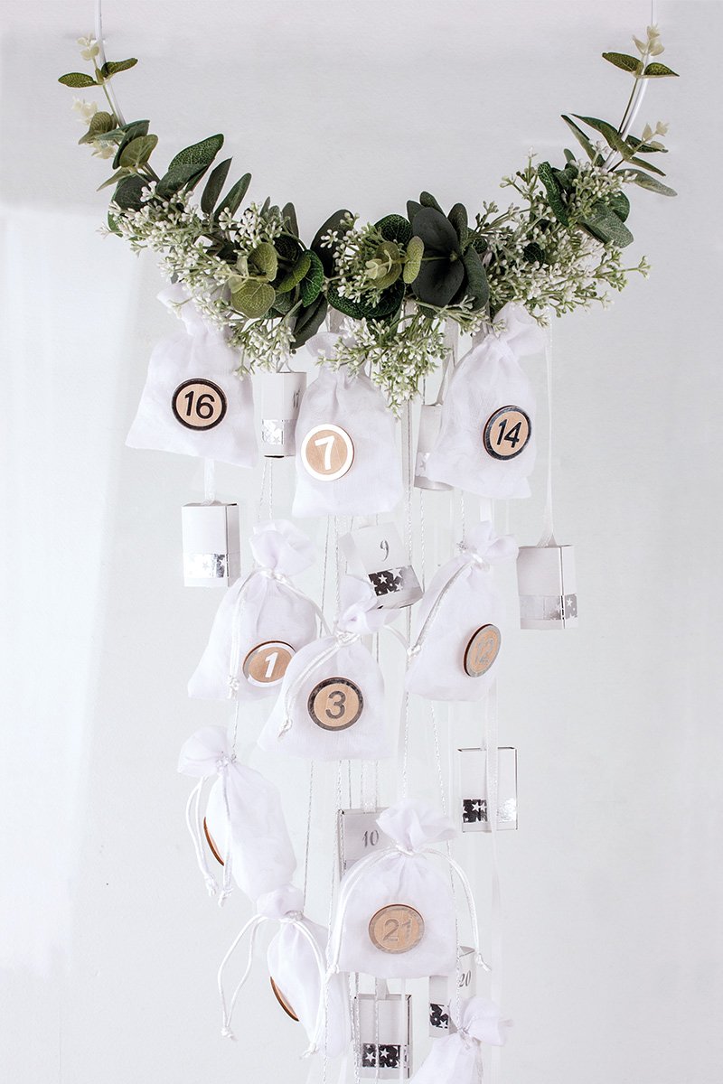 Metal ring – Advent calendar