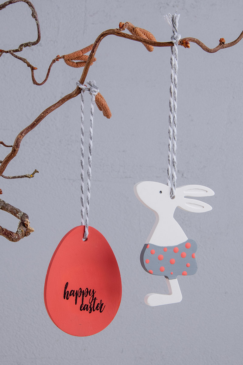 Easter pendants bunny and egg