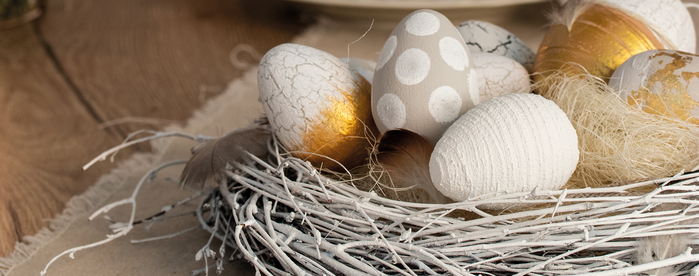 Easter nest with eggs