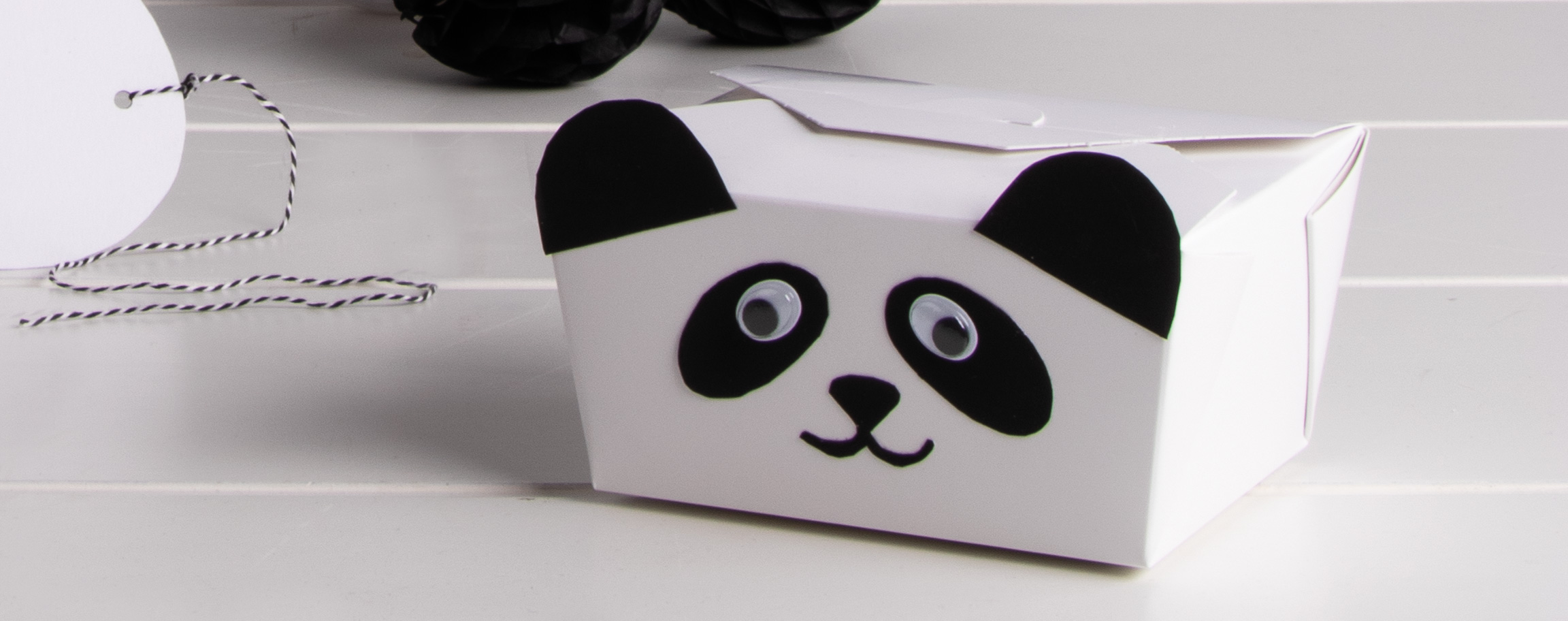 Panda gift box