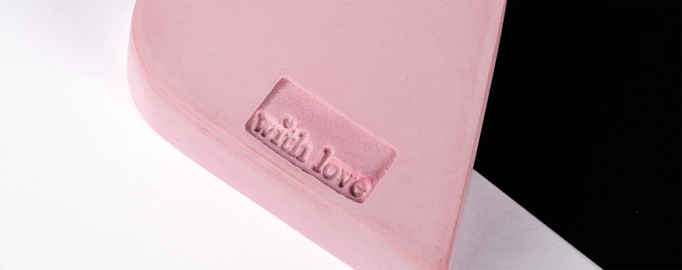 Raysin heart pink