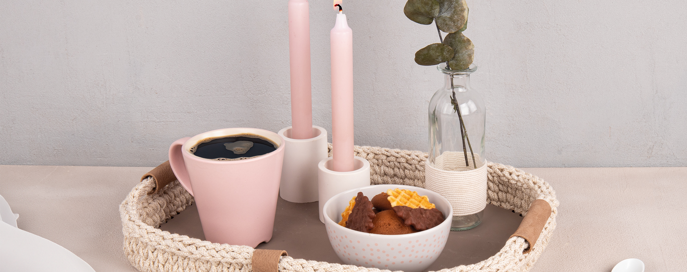 Crochet tray